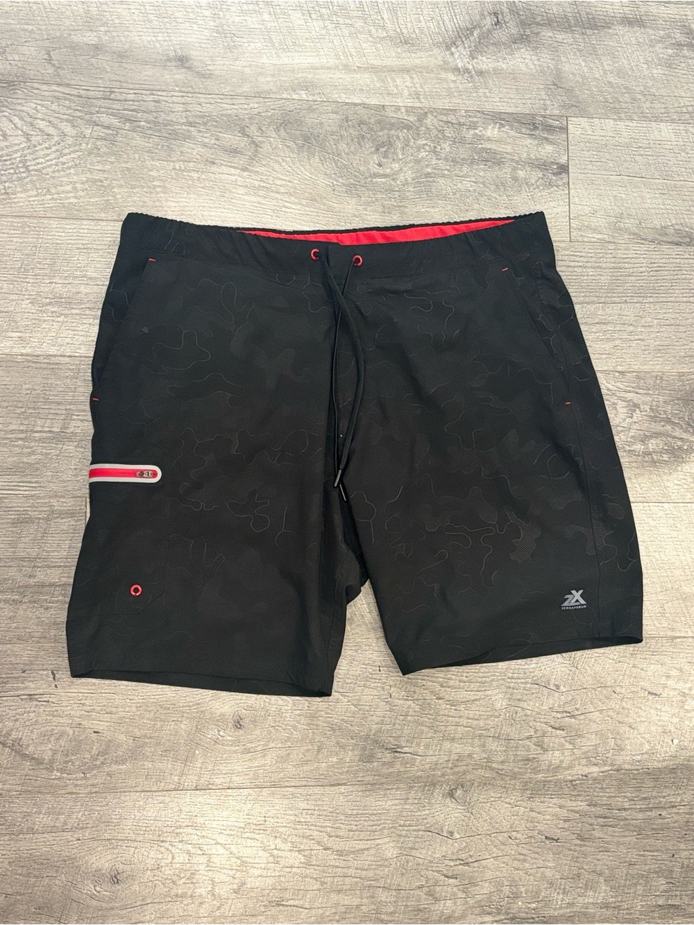ZeroXposur Men's Black/Red Camo Board Shorts Drawstring Pocket XL swimwear